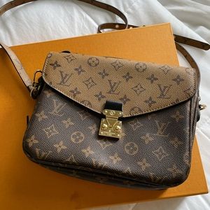 Louis Vuitton Pochette Metis